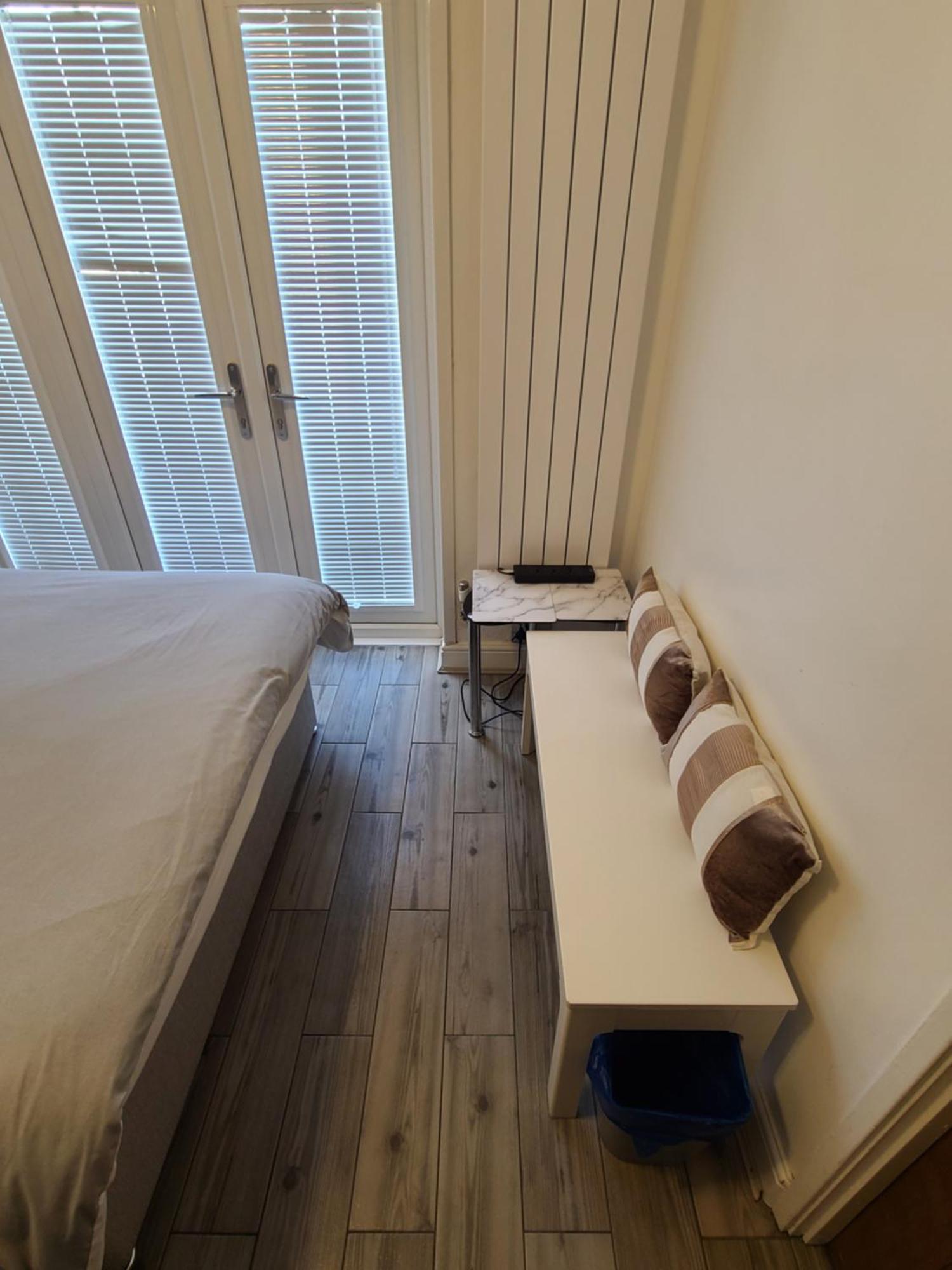 Gatwick Rooms-Travel Service-Airport Parking Ifield المظهر الخارجي الصورة